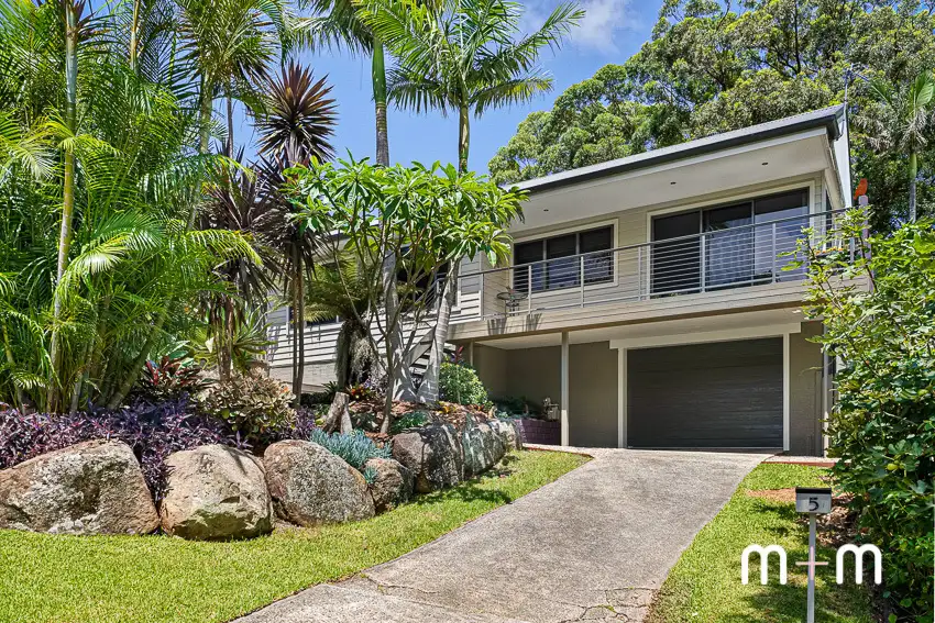 Main view of Homely house listing, 5 Yuruga Avenue, West Wollongong NSW 2500