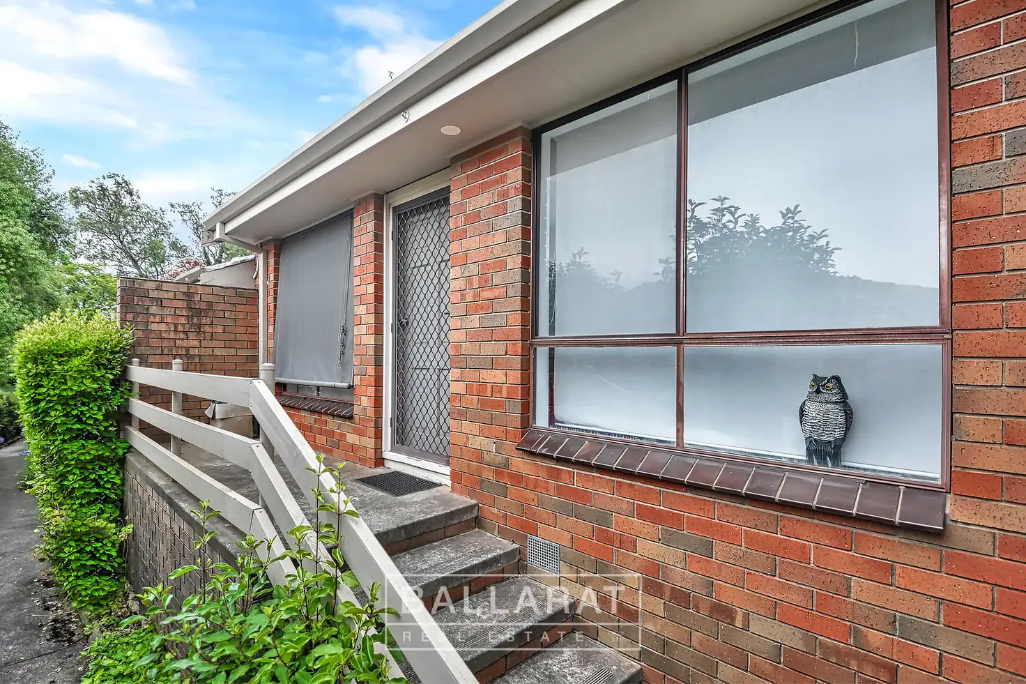 Main view of Homely unit listing, 10/10 Simpson Street, Black Hill VIC 3350