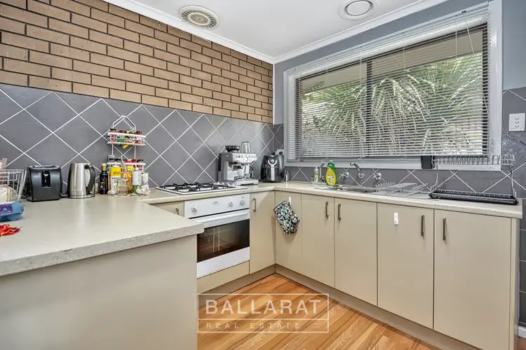 Fourth view of Homely unit listing, 10/10 Simpson Street, Black Hill VIC 3350