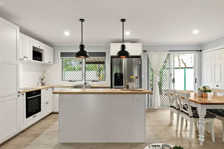 16 Clarendon Street, Loganholme QLD 4129