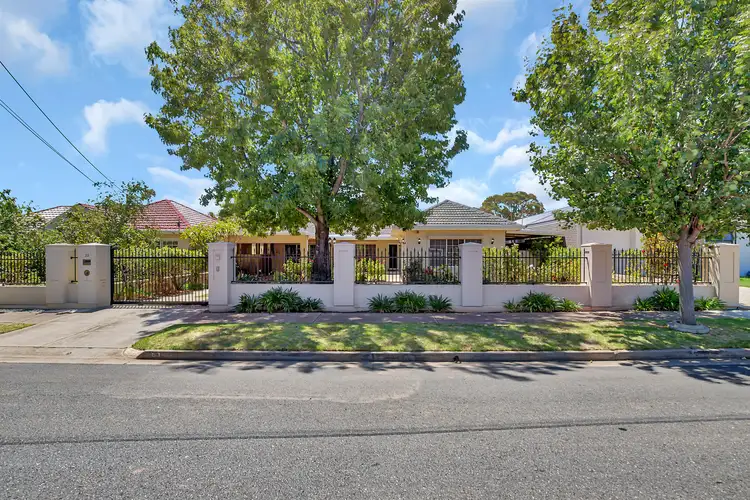 33 Pine Avenue, Warradale SA 5046