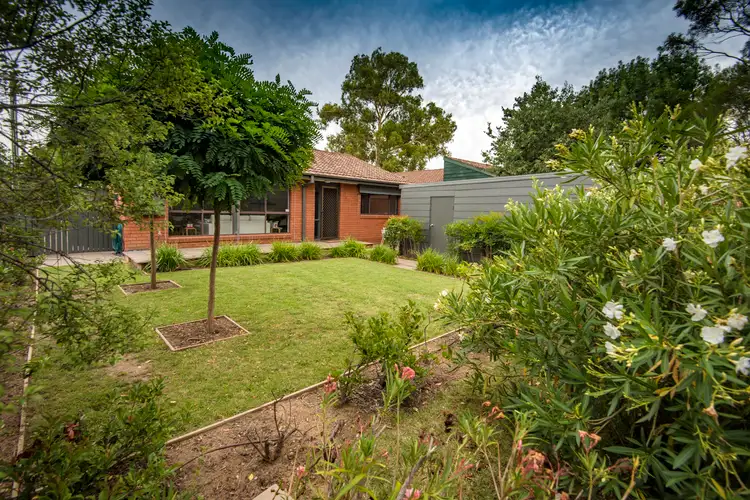 30 Matina Street, Narrabundah ACT 2604