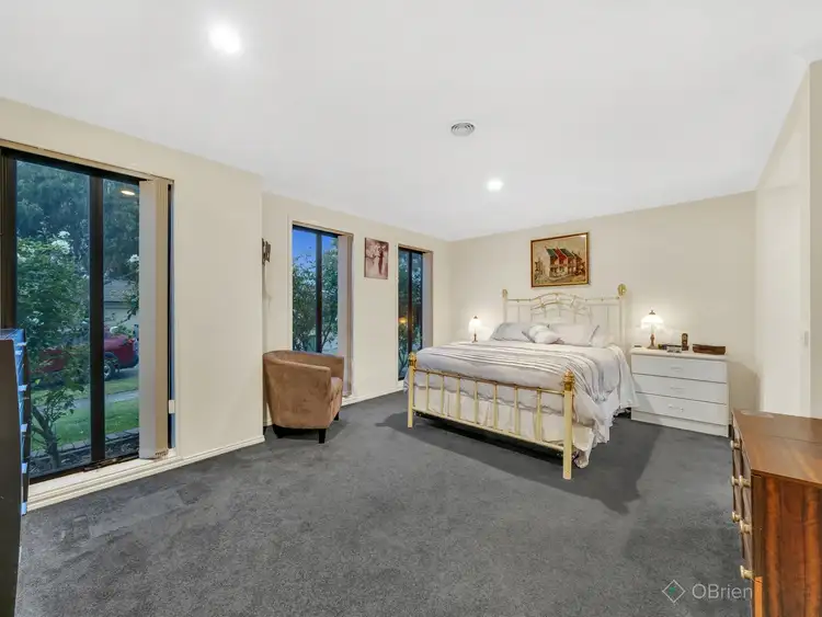 Second view of Homely house listing, 6 Pendulum Place, Berwick VIC 3806