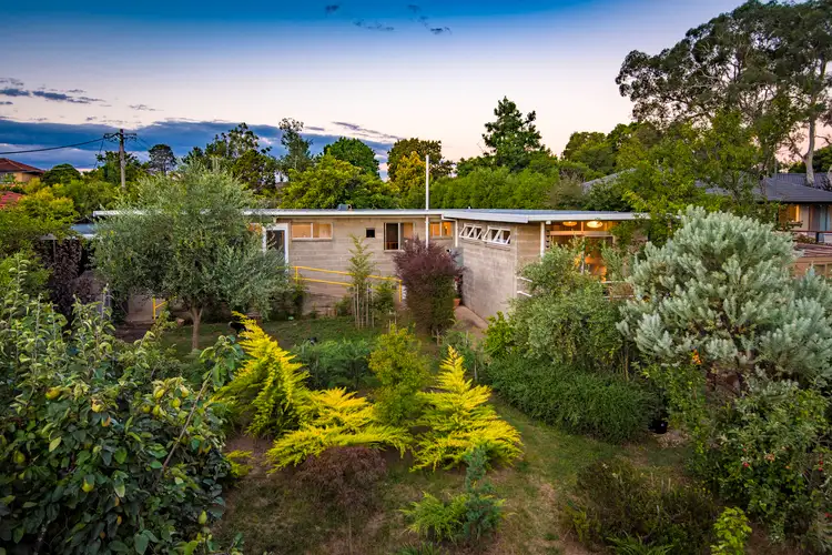 14 Pope Street, Hughes ACT 2605