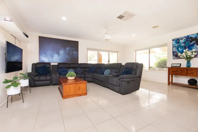 Fifth view of Homely house listing, 112 Indi Avenue, Red Cliffs VIC 3496