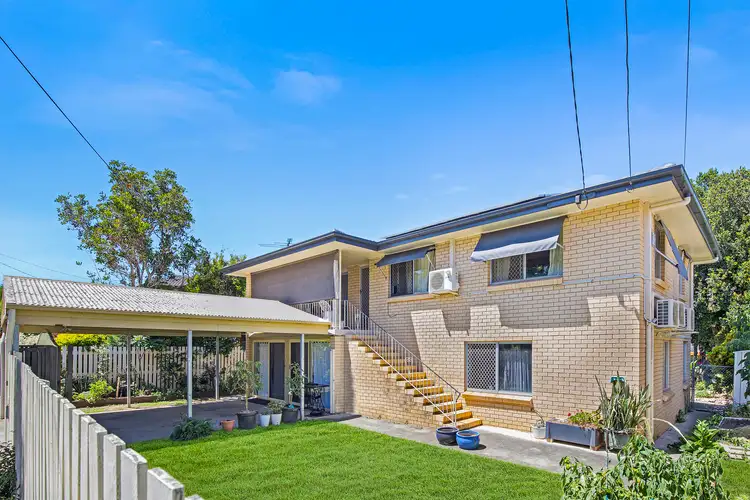 46 Dirkala Street, Mansfield QLD 4122