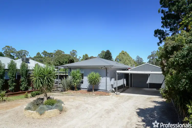 Main view of Homely house listing, 10 Mckenzie King Drive, Millgrove VIC 3799