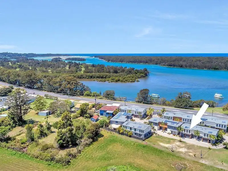 Main view of Homely townhouse listing, 9/2107 Giinagay Way, Nambucca Heads NSW 2448