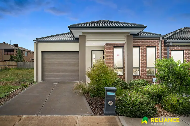 14 Bowral Avenue, Point Cook VIC 3030