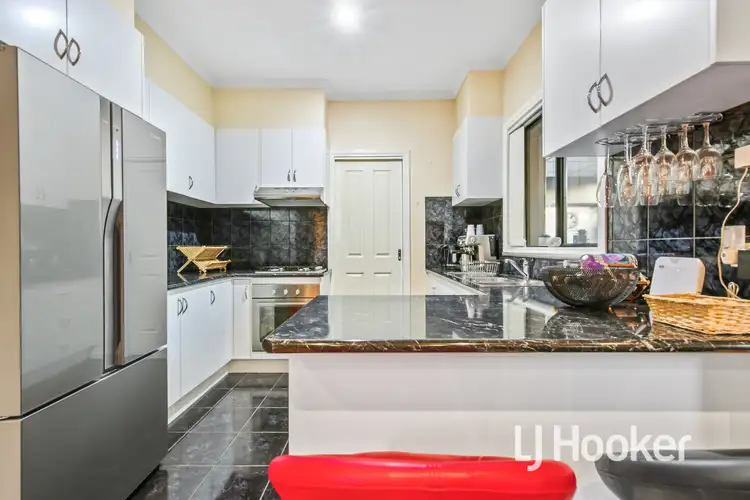 Fourth view of Homely unit listing, 10A Bellvue Court, Hampton Park VIC 3976
