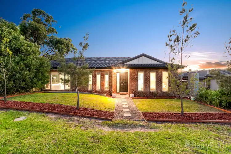 8/1-5 Meaby Drive, Pakenham VIC 3810
