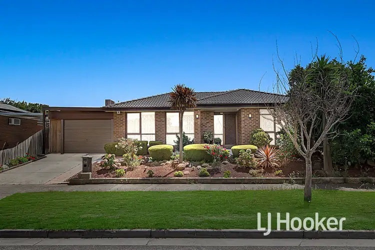 24 The Parkway Way, Hampton Park VIC 3976