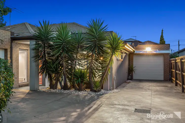 2/47 Marigold Avenue, Altona North VIC 3025
