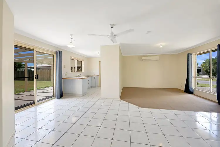 17 Thornbill Drive, Eli Waters QLD 4655