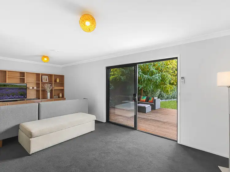 Sixth view of Homely house listing, 2/14 Bindel Place, Aranda ACT 2614