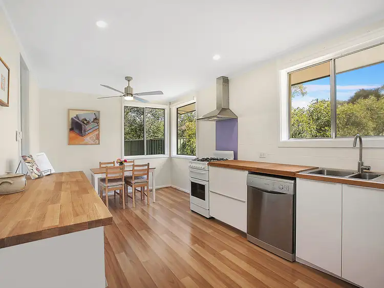 10 Worrall Street, Holt ACT 2615