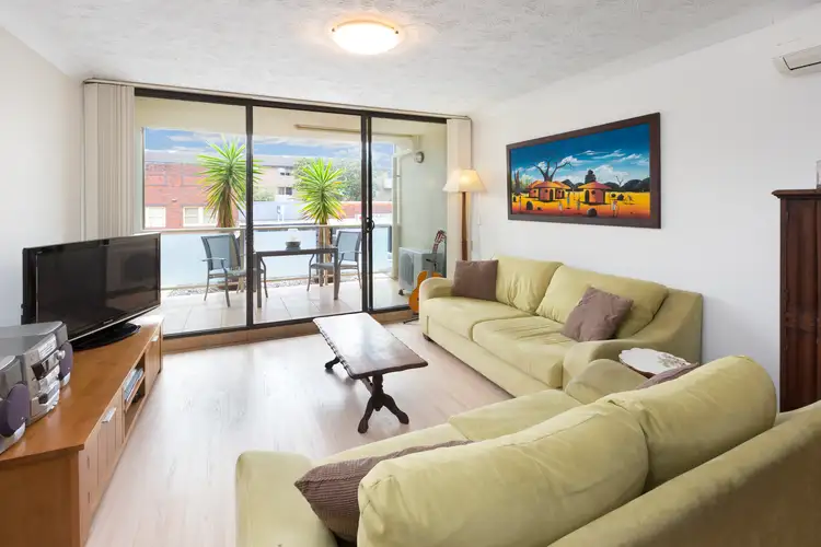 8/20 Waterloo Street, Narrabeen NSW 2101