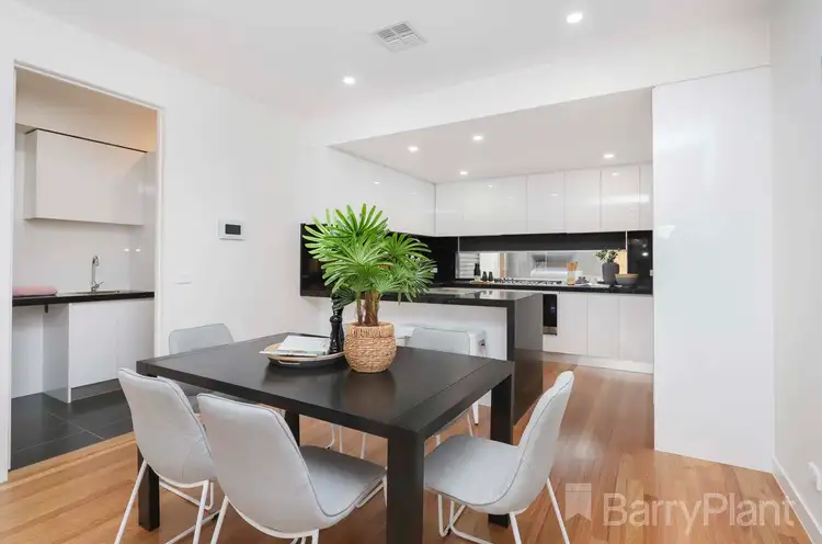 Fifth view of Homely house listing, 7 Windermere Crescent, Gladstone Park VIC 3043