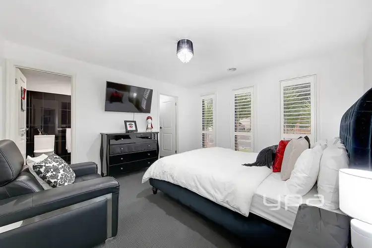 Third view of Homely house listing, 21 Richie Circuit, Hillside VIC 3037