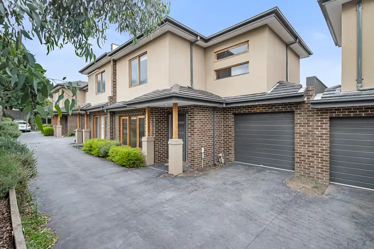 2/6 William Street, Ringwood VIC 3134