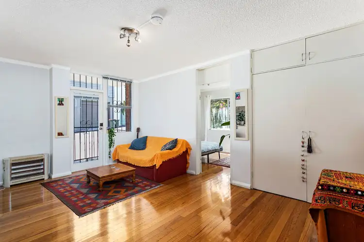 16/258 Johnston Street