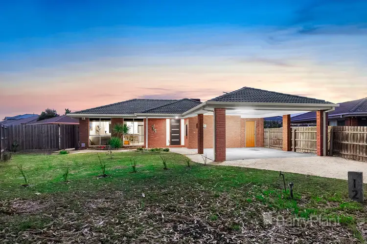 12 Barellan Close, St Albans VIC 3021