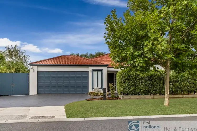 21 Fieldstone Boulevard, Beaconsfield VIC 3807