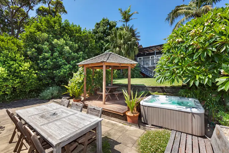 40 Hilltop Crescent, Fairlight NSW 2094