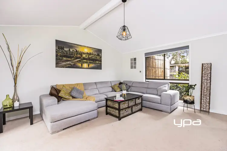 Fourth view of Homely house listing, 2 Teal Court, Sunbury VIC 3429