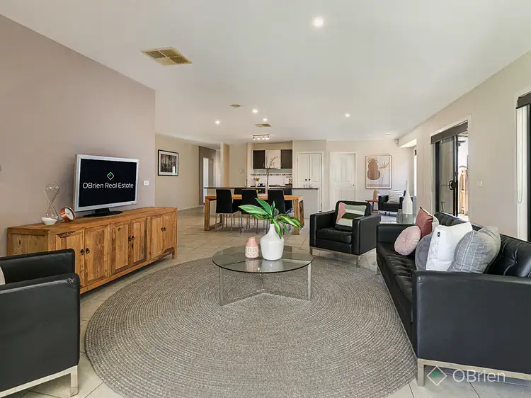 Third view of Homely house listing, 2 Amethyst Close, Skye VIC 3977