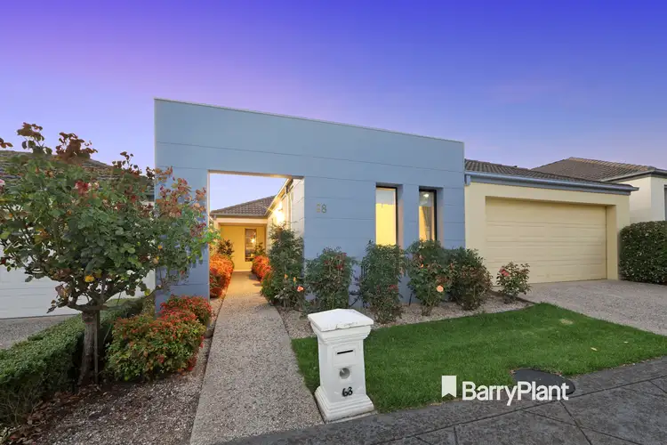68 Sovereign Manors Crescent, Rowville VIC 3178