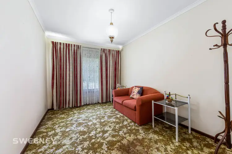 Sixth view of Homely house listing, 2 Corunna Avenue, St Albans VIC 3021
