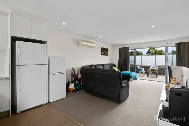 Fourth view of Homely apartment listing, 9/302 Golf Links Road, Narre Warren VIC 3805