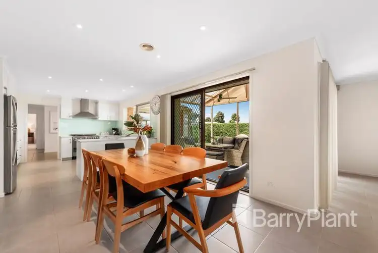 Sixth view of Homely house listing, 4 Ginn Close, Mill Park VIC 3082