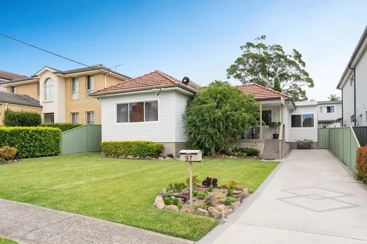97 Mulyan Street, Como NSW 2226