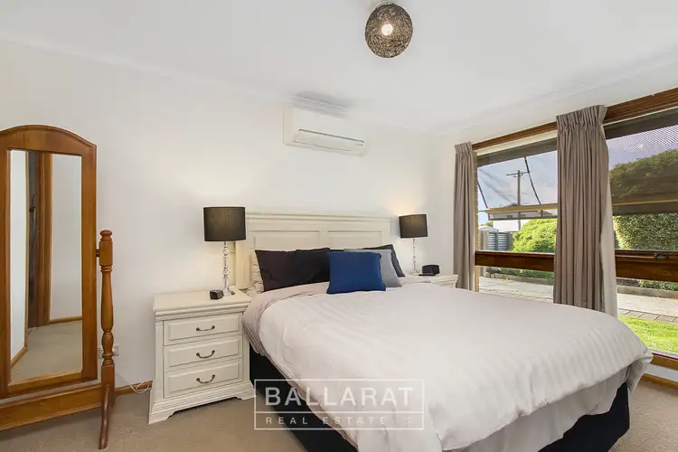 Fifth view of Homely house listing, 4 Yale Street, Wendouree VIC 3355