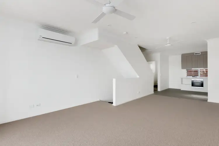 Fifth view of Homely townhouse listing, 58/3028 The Boulevard, Carrara QLD 4211