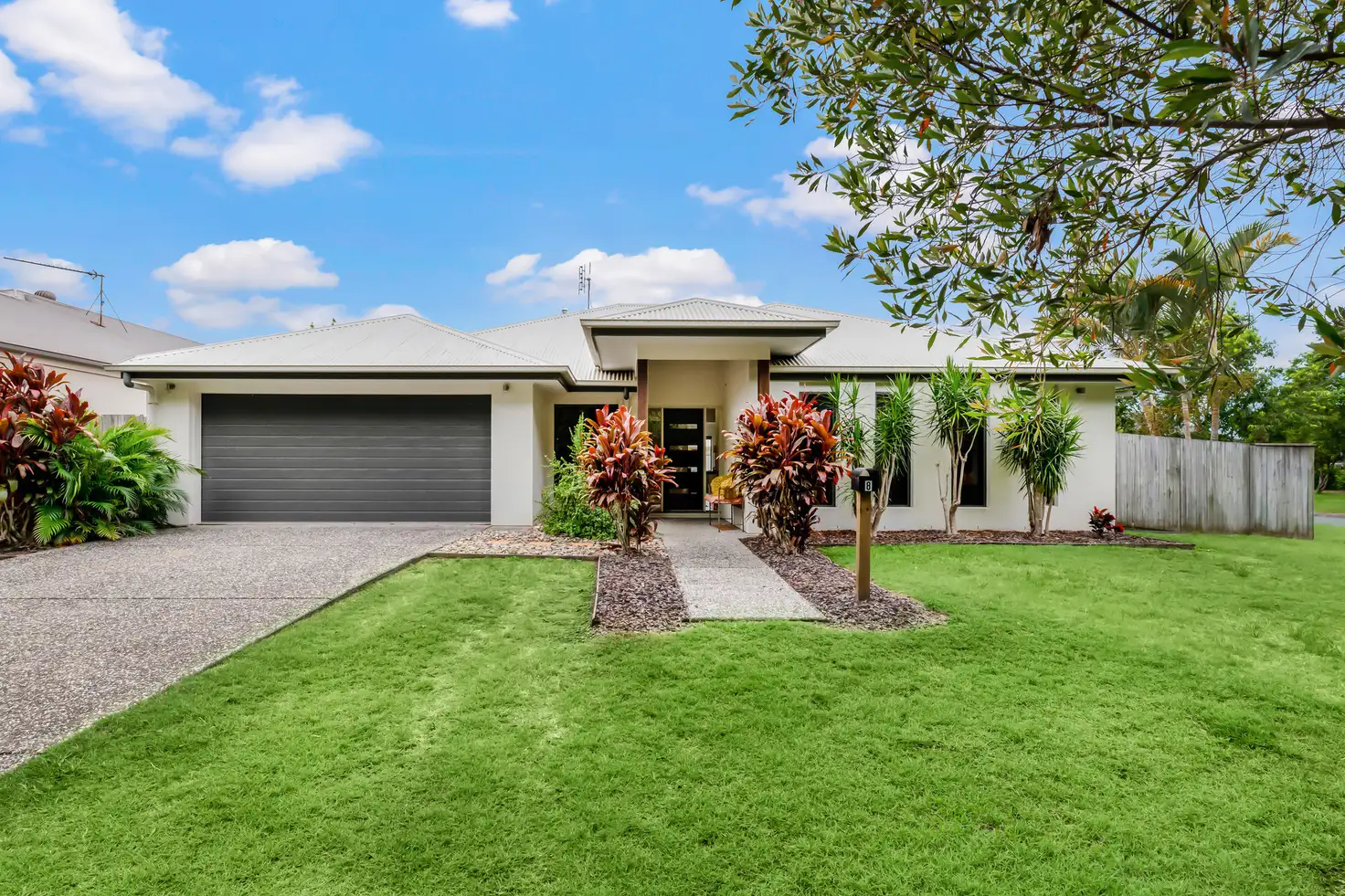 Main view of Homely house listing, 8 Bainbridge Circuit, Sippy Downs QLD 4556
