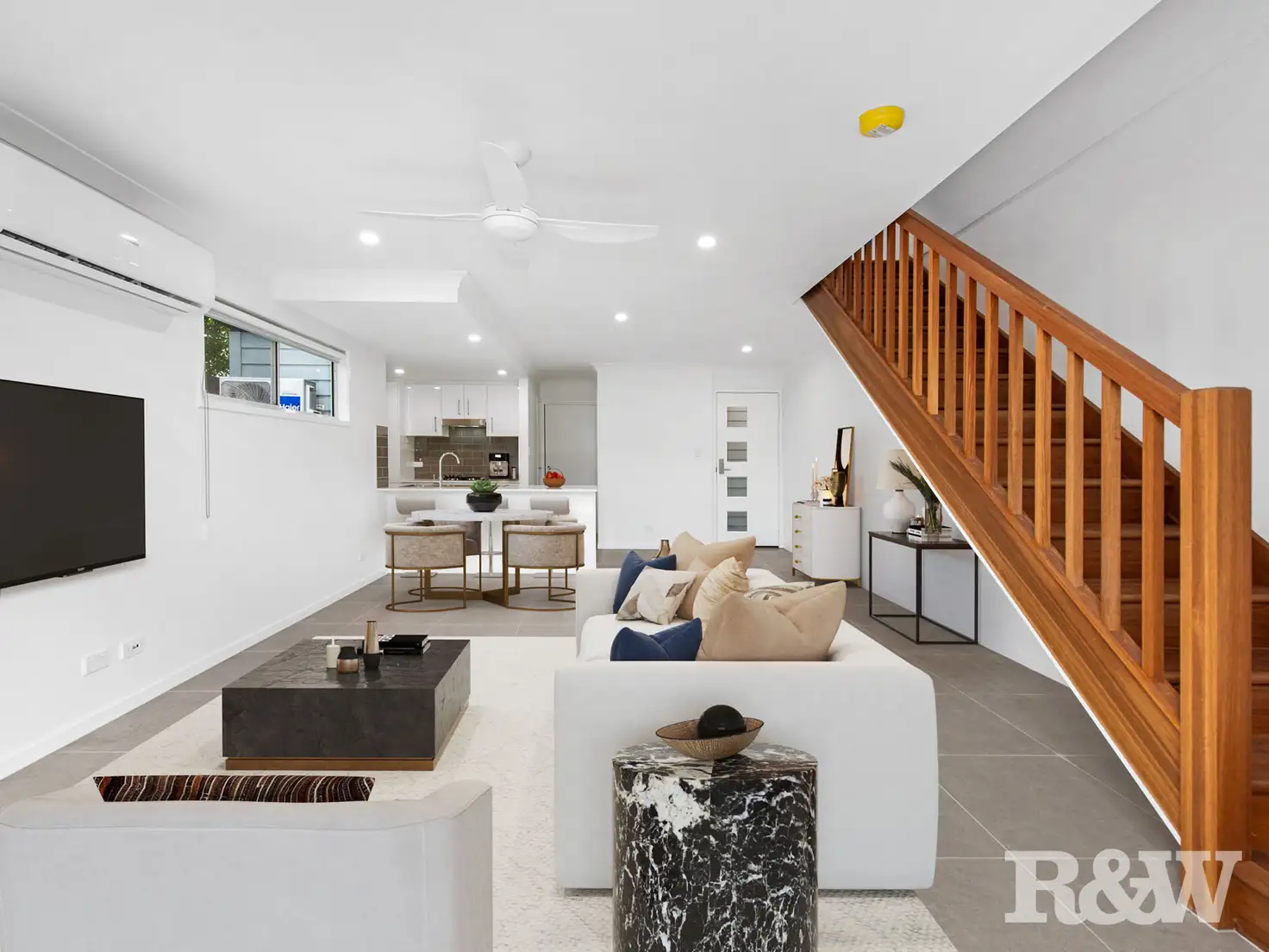 Main view of Homely townhouse listing, 2/18 Bradley Avenue, Kedron QLD 4031