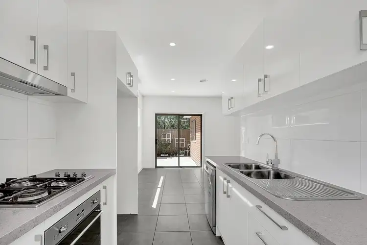 Main view of Homely unit listing, 3/3 Jean Street, Reservoir VIC 3073