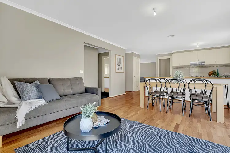 Seventh view of Homely house listing, 2 Toongabbie Place, Craigieburn VIC 3064