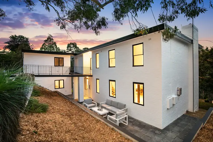 18 Burraneer Avenue, St Ives NSW 2075
