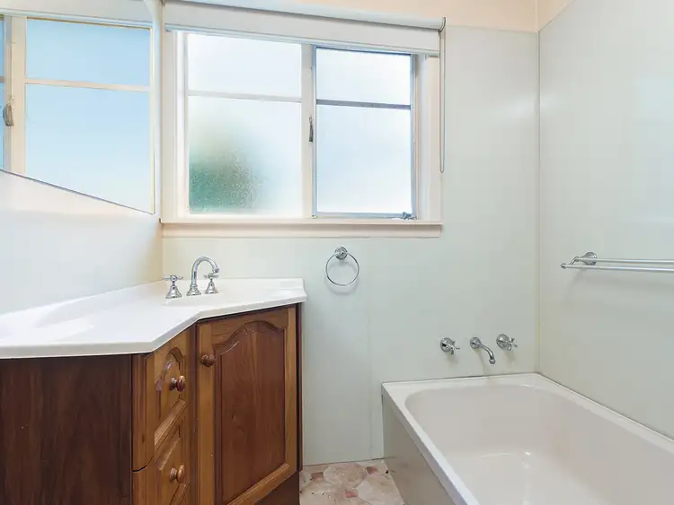 Sixth view of Homely house listing, 1/2 Kinnon Avenue, Belmont VIC 3216
