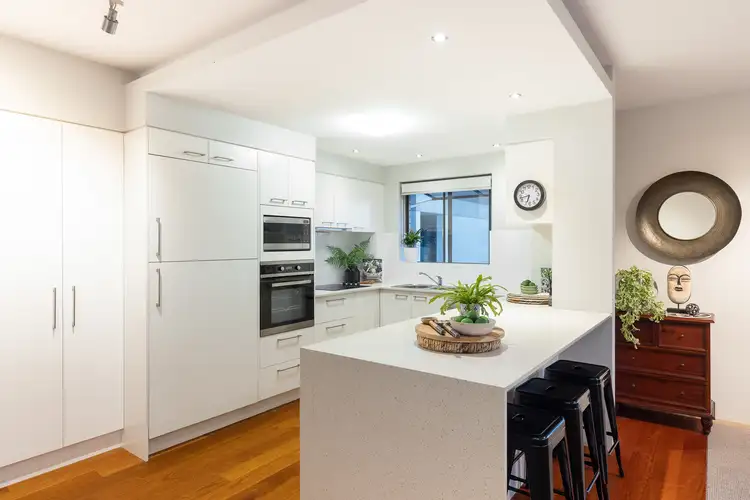 Third view of Homely unit listing, 1/38 Toorak Road, Hamilton QLD 4007