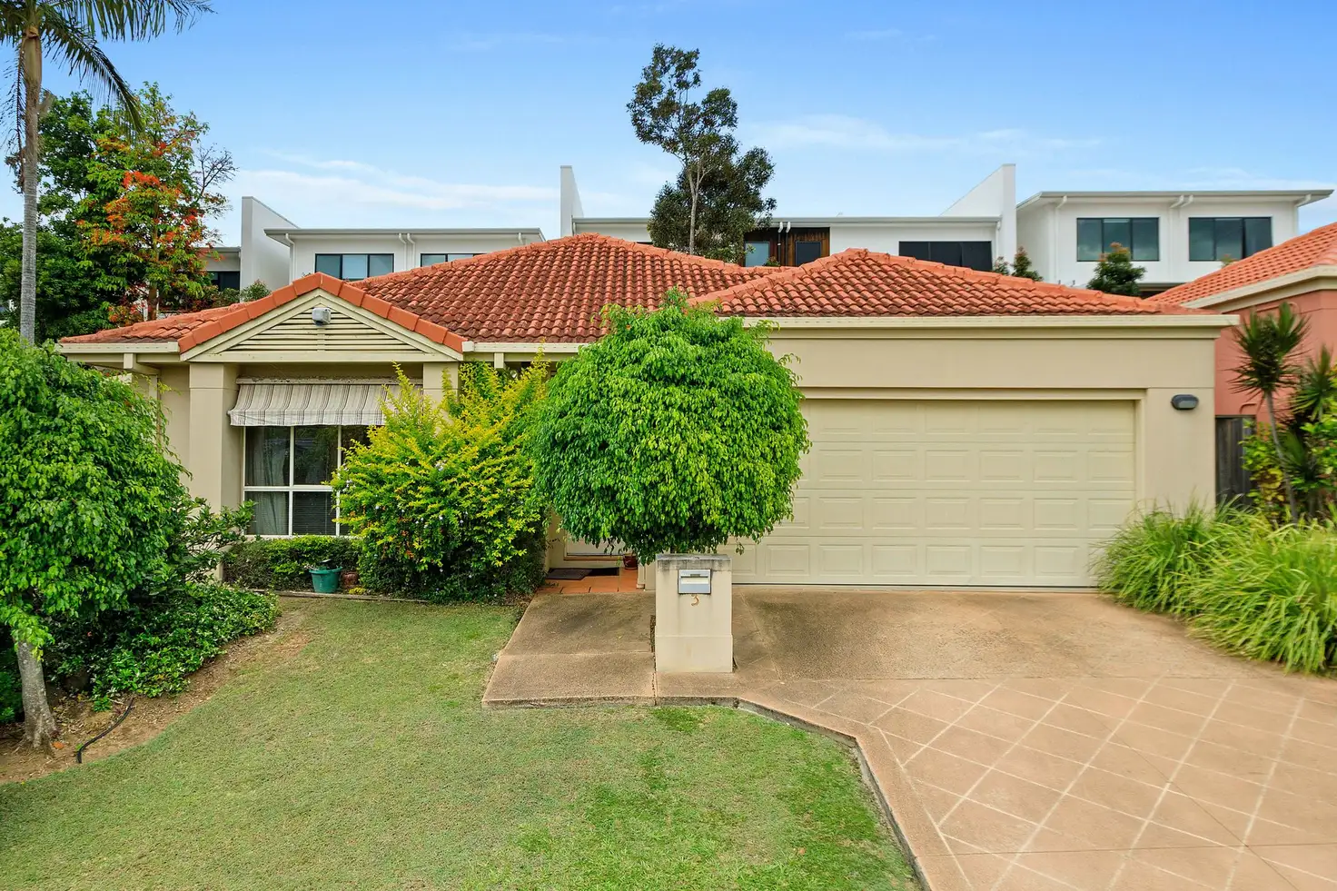 Main view of Homely house listing, 3 Flame Tree Crescent, Carindale QLD 4152