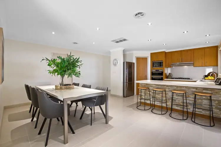 Fifth view of Homely house listing, 8 Santolin Drive, Hillside VIC 3037