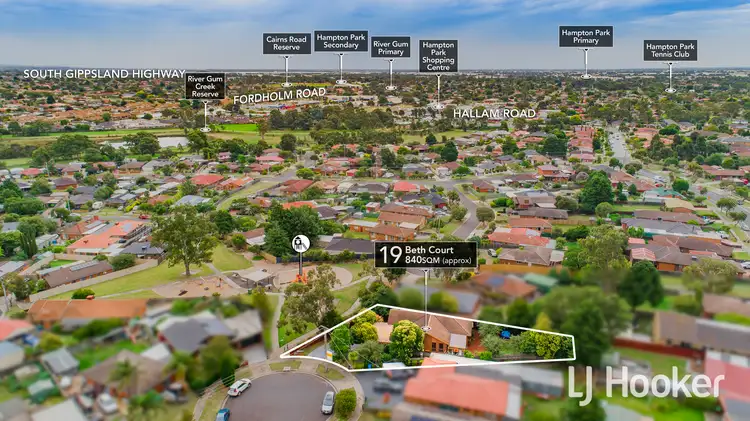 Fifth view of Homely house listing, 19 Beth Court, Hampton Park VIC 3976