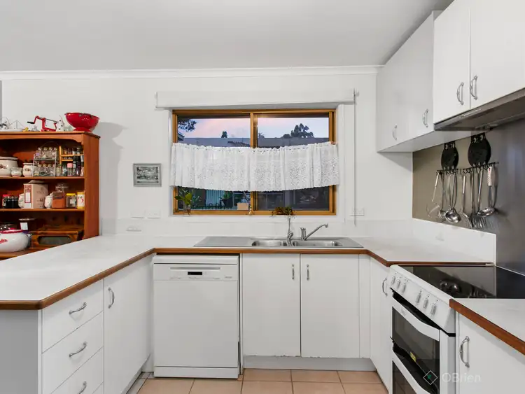Sixth view of Homely house listing, 17 Insignia Crescent, Berwick VIC 3806