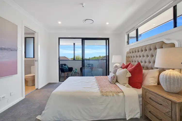 Fifth view of Homely house listing, 4 & 4a Woomera Road, Little Bay NSW 2036