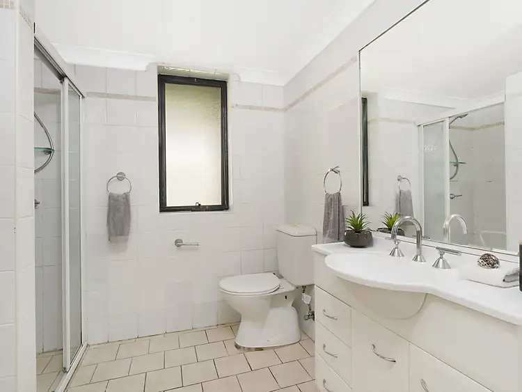 Sixth view of Homely apartment listing, 25/1 Funda Place, Brookvale NSW 2100